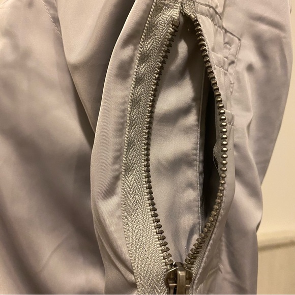 Members Only Extra Small Silver Washer Satin Boyfriend Jacket - Picture 15 of 16